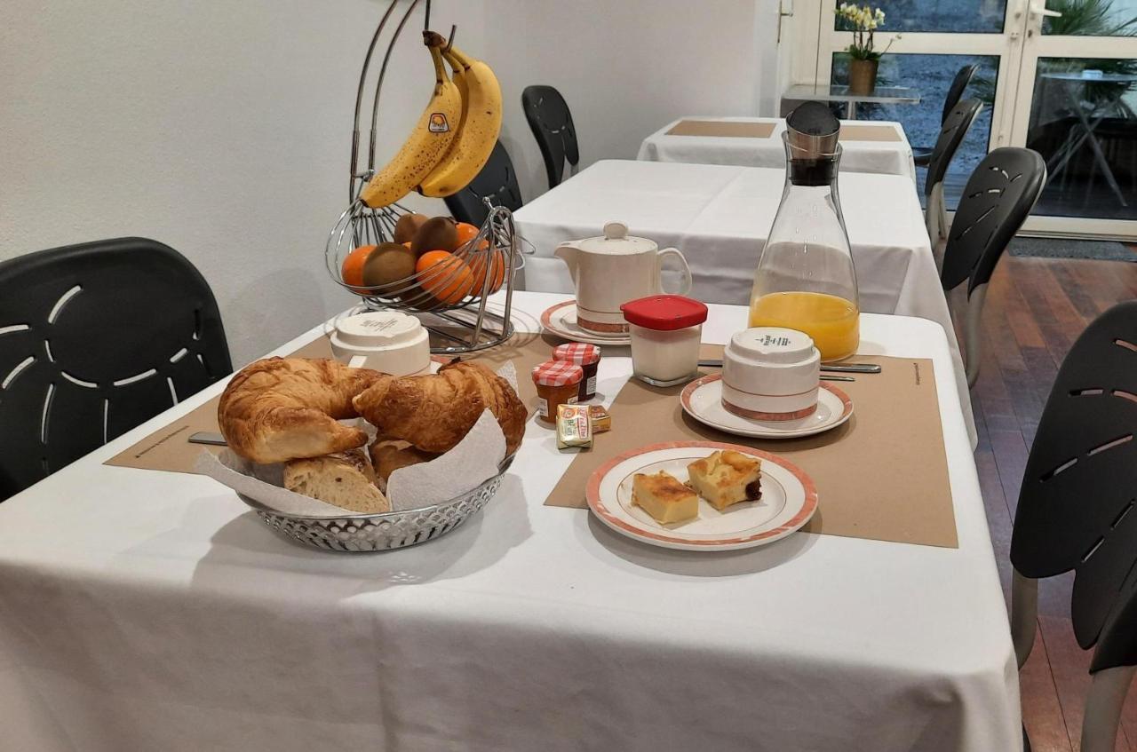 Au Bon Accueil Hotel Perros-Guirec Eksteriør billede